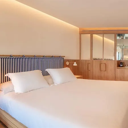 Отель H10 Porto Poniente 4* Sup 4*