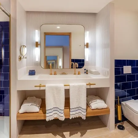 Отель H10 Porto Poniente 4* Sup